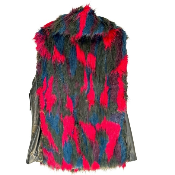 Adrienne Landau Fall in Love with Faux Fur Pinkish Red, Blue, Black Vest Size L - Picture 2 of 11
